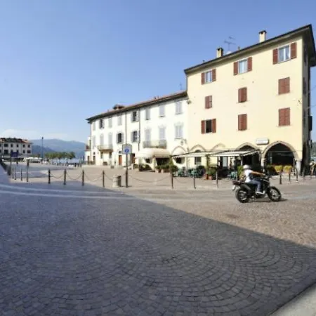 Appartement Sleeps 6 Pool T421407